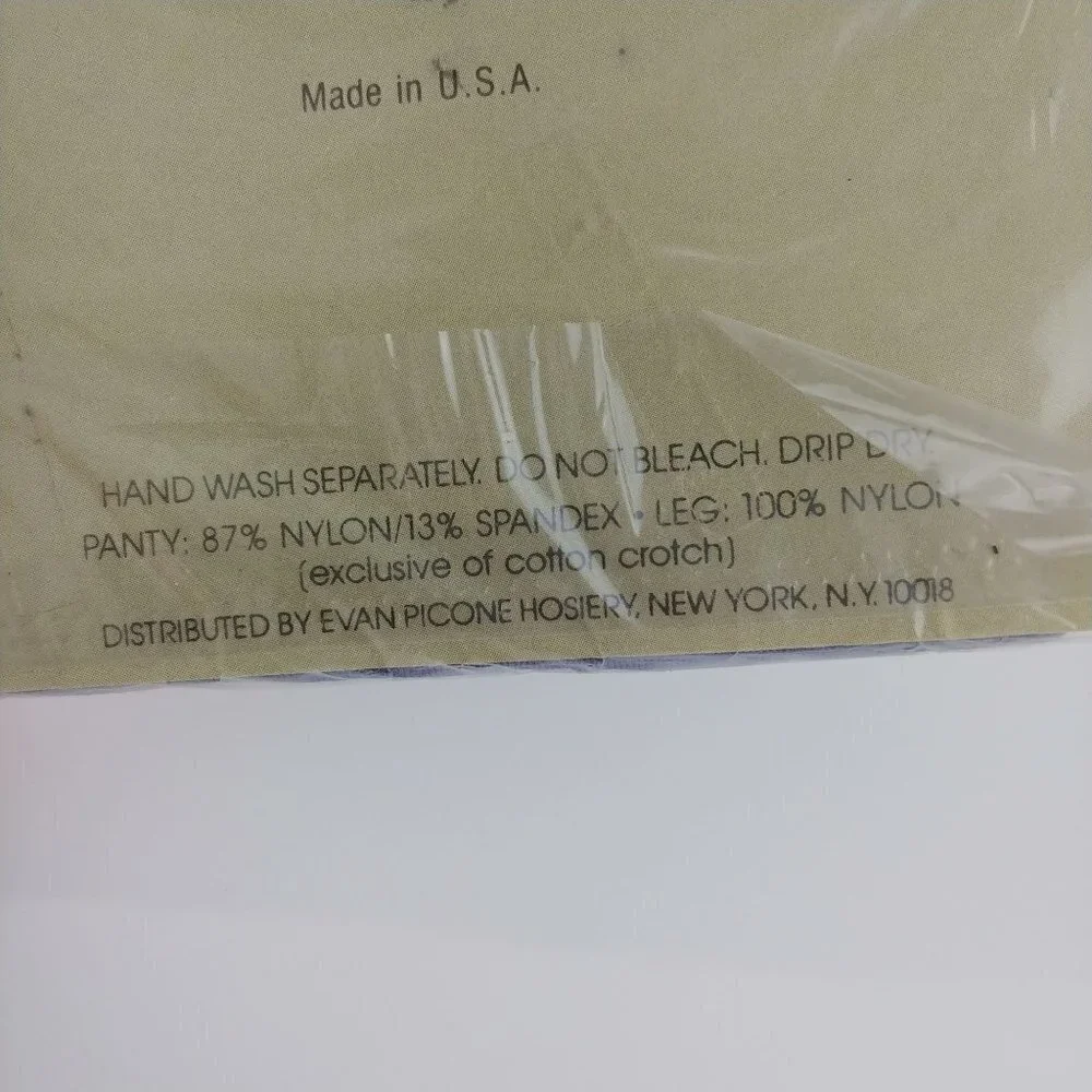 Evan-Picone Vintage NWT The Silkee Sheer Control Top Pantyhose S Blue‎ Haze